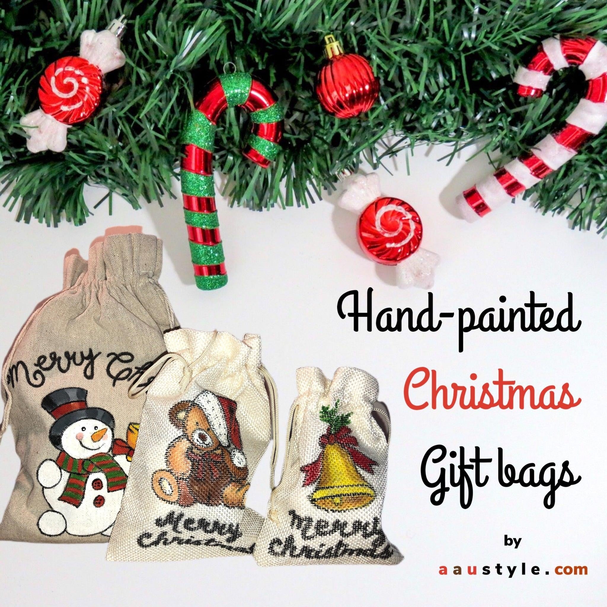 Hand-painted Christmas Gift Pouch - Small 10x14 cm Cotton Linen Bag with Drawstring