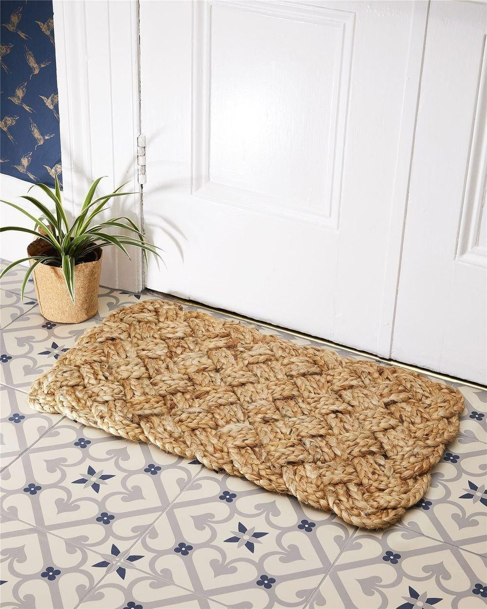 Naturelle Lovers Knot Jute Mat Biodegradable Hand-Knotted Shoe Scraper Indoor 100% Jute 45x75cm Beige